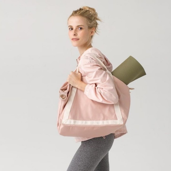 NWT! Mauve Pink Hooded Pullover Windbreaker - Picture 2 of 5